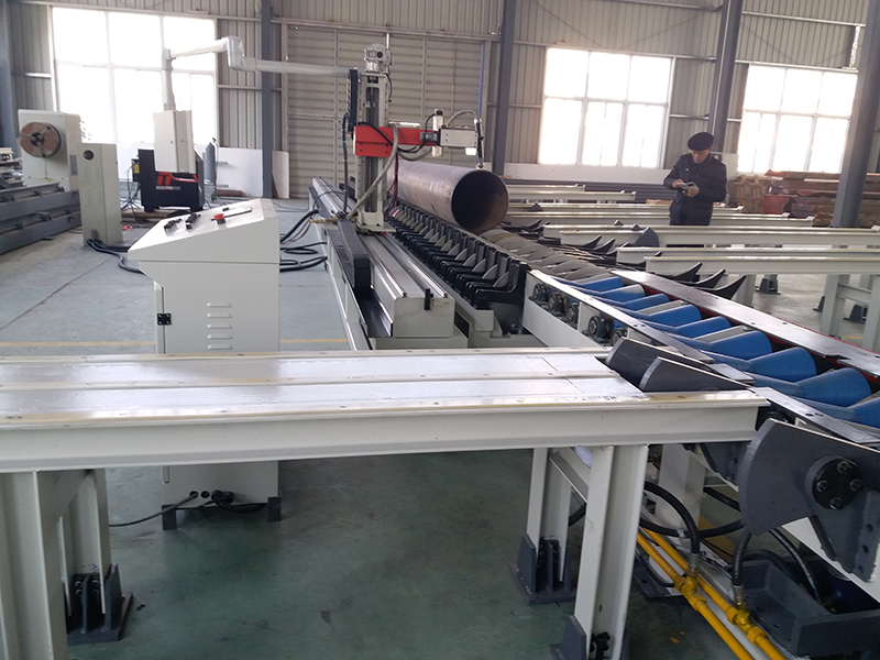 滚床式管道数控坡口切割机(图3)