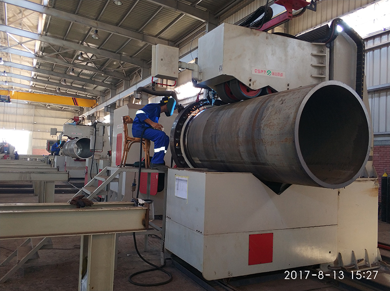 分体式管道预制自动焊机,厚壁型(图4) 分体式管道预制自动焊机,厚壁型(图4)