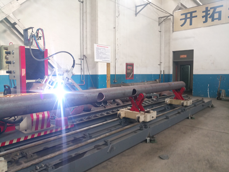 管道数控相贯线切割机(图2) 管道数控相贯线切割机(图2)
